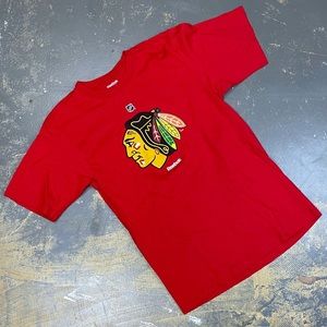 Reebok Chicago Blackhawks Logo Shirt NHL Hockey Medium Champions Stanley Cup